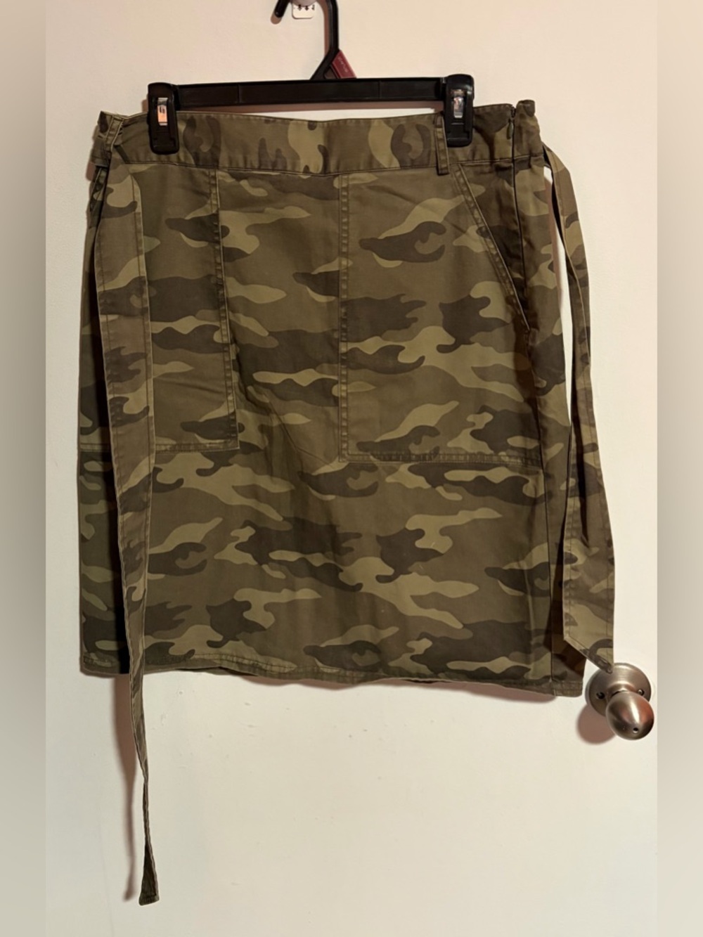 NWT Banana Republic Camouflage Cargo Mini Skirt